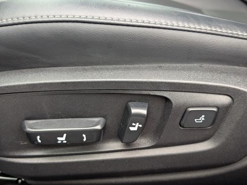 Used 2017 Lexus ES 350 w/ Premium Package image 20