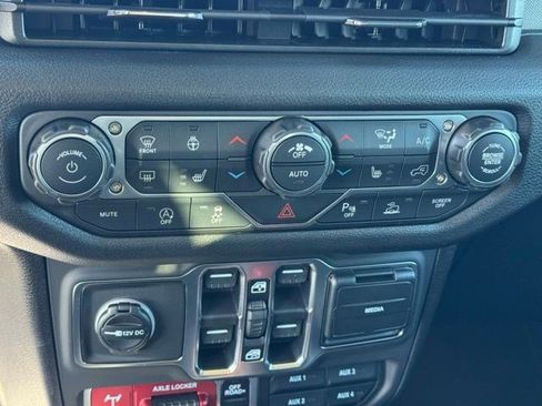 New 2026 Jeep Gladiator Willys image 16