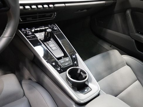 Used 2020 Porsche 911 Carrera w/ Premium Package image 32