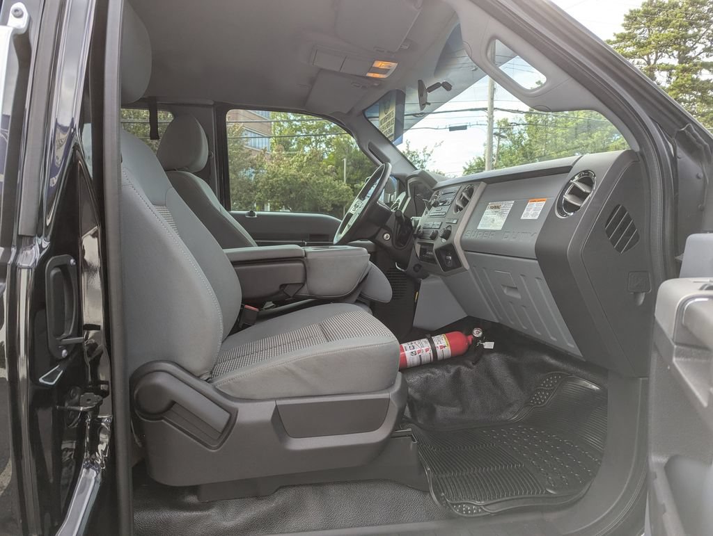 Used 2019 Ford F650 2WD SuperCab Super Duty image 26