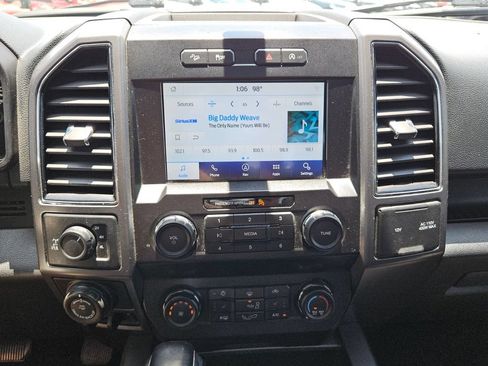 Used 2019 Ford F150 XLT w/ Equipment Group 302A Luxury AWD/4WD image 18