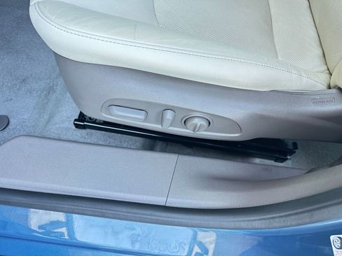 Used 2024 Chevrolet Malibu LT image 23