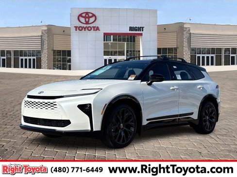 New 2026 Toyota Crown Signia image 1