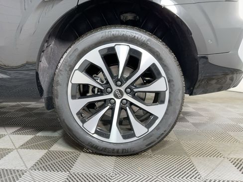 New 2026 Audi Q3 quattro 2.0T image 8