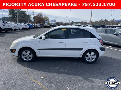 Used 2008 Kia Rio5 SX image 2