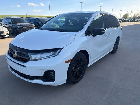 Used 2025 Honda Odyssey Sport-L image 7