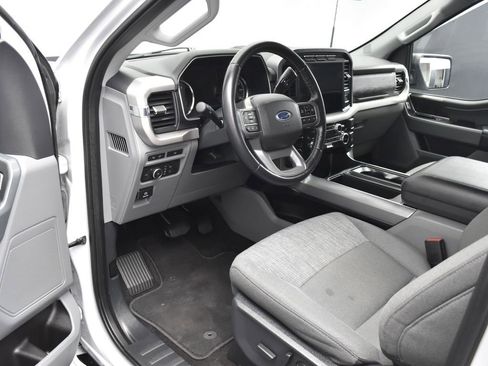 Used 2022 Ford F150 XLT w/ Equipment Group 302A High AWD/4WD image 8