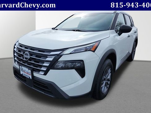 Used 2024 Nissan Rogue S image 3