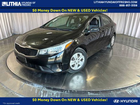 Used 2017 Kia Forte LX FWD image 1