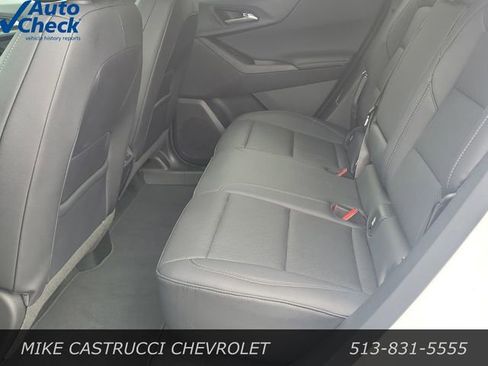 Used 2025 Chevrolet Equinox LT w/ Convenience Package II FWD image 24