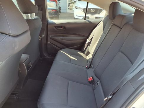 Used 2022 Toyota Corolla LE FWD image 19