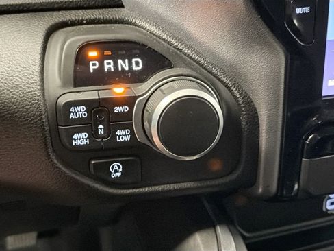 Used 2025 RAM 1500 Big Horn AWD/4WD image 19