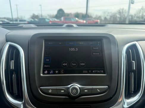 Used 2020 Chevrolet Equinox LT image 19