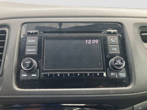 Used 2017 Honda HR-V LX image 16