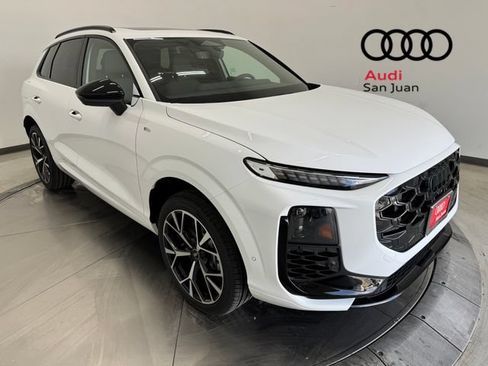 New 2026 Audi Q3 quattro 2.0T AWD/4WD image 1