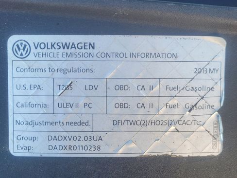 Used 2013 Volkswagen Golf 4-Door image 31
