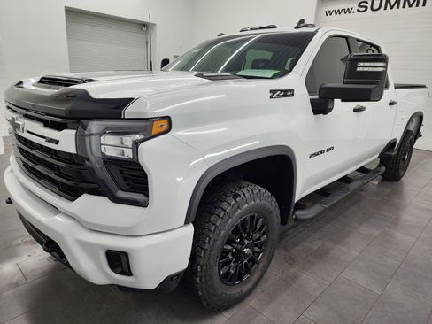Used 2024 Chevrolet Silverado 2500 LT w/ Z71 Sport Edition image 7