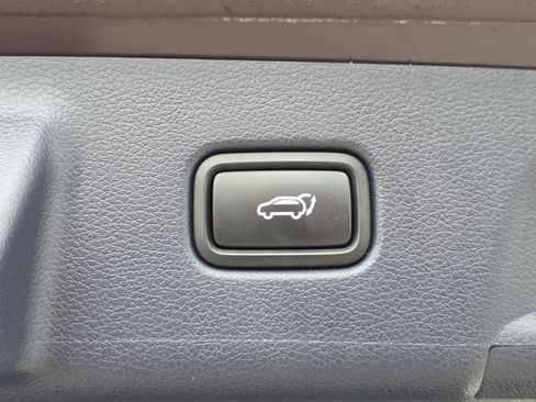 Used 2023 Hyundai Palisade Limited w/ Cargo Package FWD image 14