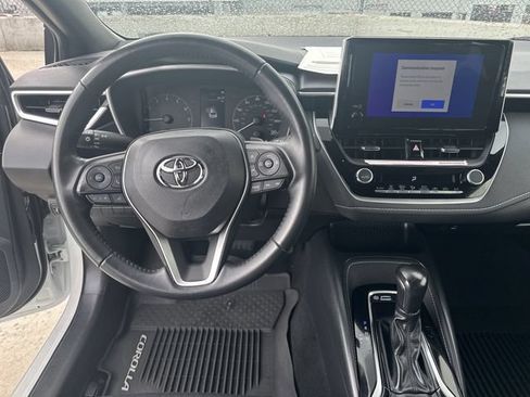 Certified 2025 Toyota Corolla SE FWD image 12