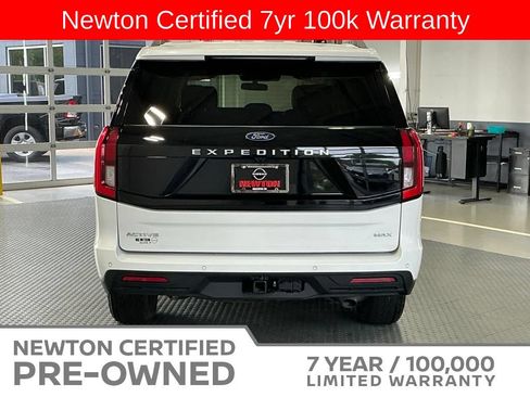 Used 2025 Ford Expedition Max Active AWD/4WD image 28