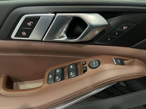 Certified 2024 BMW X5 xDrive40i w/ M Sport Package image 11