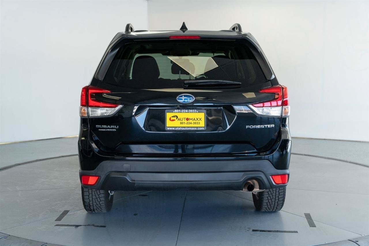 Used 2024 Subaru Forester Premium AWD/4WD image 6