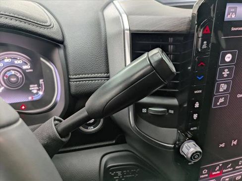 Used 2025 RAM 2500 Laramie image 12