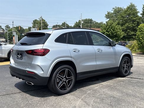 New 2025 Mercedes-Benz GLA 250 image 5