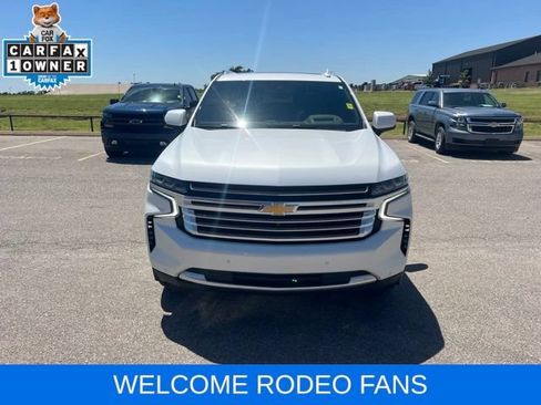 Used 2023 Chevrolet Suburban High Country w/ Premium Package AWD/4WD image 2
