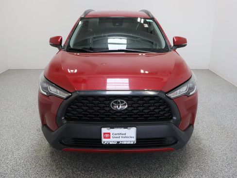 Certified 2022 Toyota Corolla Cross LE FWD image 3