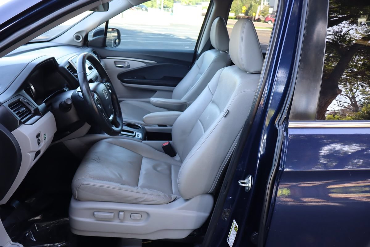Used 2017 Honda Ridgeline RTL image 19