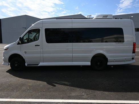 New 2024 Mercedes-Benz Sprinter 3500 image 3