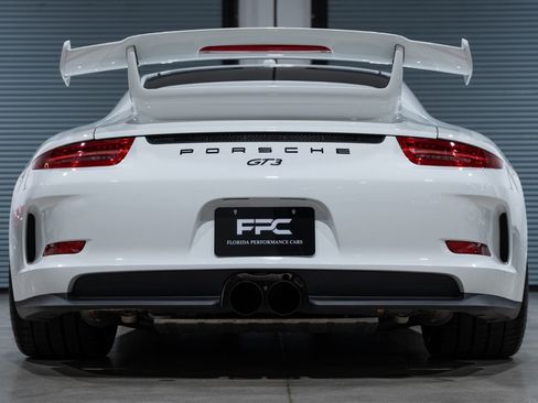Used 2015 Porsche 911 GT3 RWD image 65