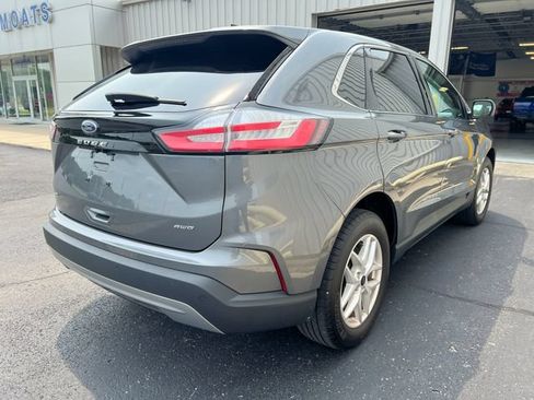 Used 2024 Ford Edge SEL w/ Convenience Package AWD/4WD image 9