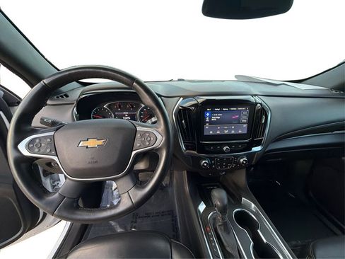 Used 2023 Chevrolet Traverse LT image 26
