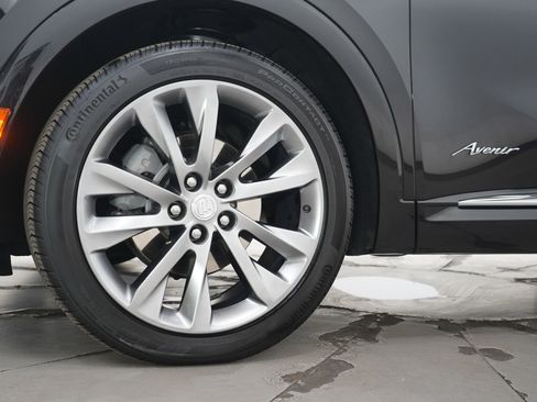 Used 2021 Buick Envision Avenir w/ Technology Package II image 29