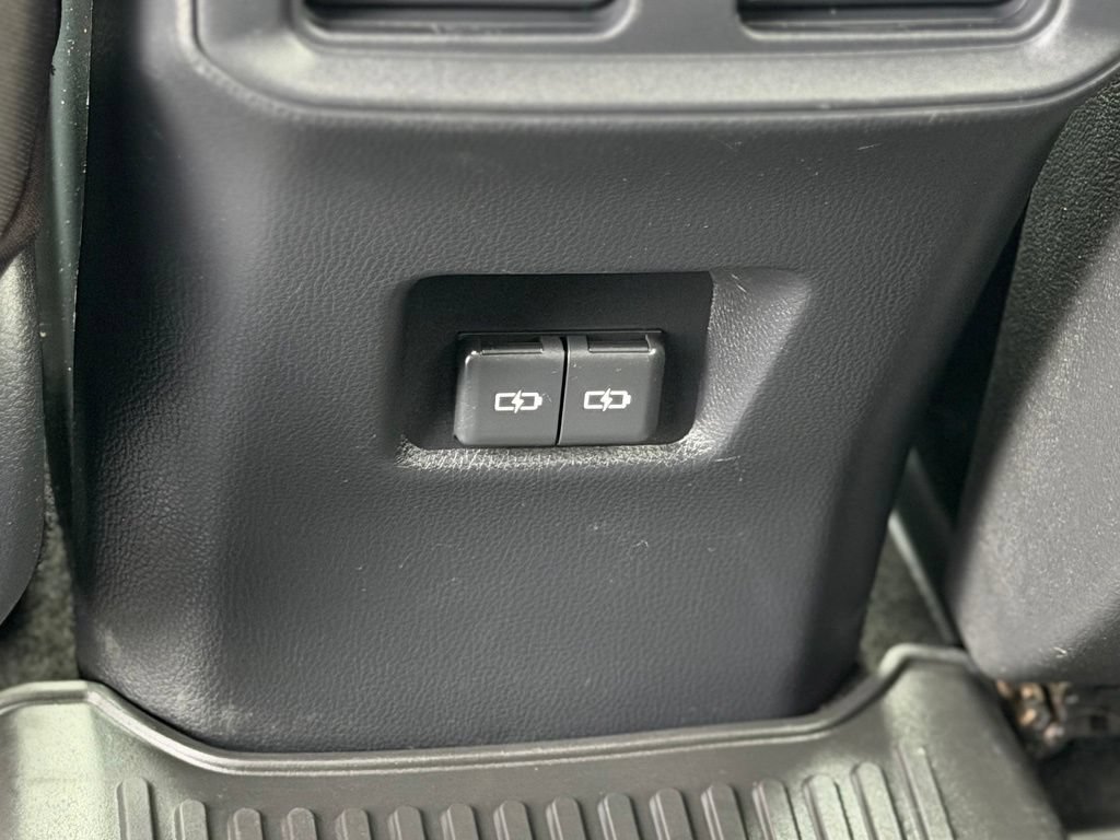 Used 2024 Toyota RAV4 XLE w/ Convenience Package AWD/4WD image 9