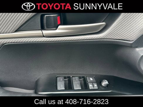 Used 2026 Toyota Camry SE FWD image 17
