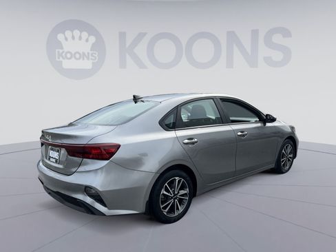 Used 2023 Kia Forte LXS w/ LXS Technology Package image 7