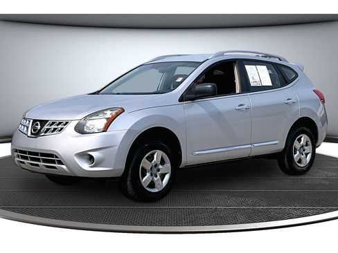 Used 2015 Nissan Rogue S w/ Convenience Package AWD/4WD image 14