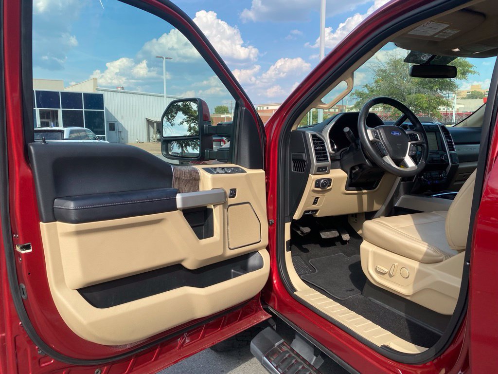 Used 2019 Ford F250 Lariat w/ Lariat Value Package AWD/4WD image 10