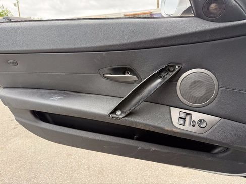 Used 2004 BMW Z4 2.5i RWD image 13