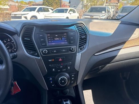 Used 2017 Hyundai Santa Fe Sport AWD/4WD image 27