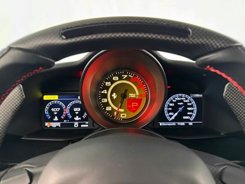 Used 2019 Ferrari 488 Pista Coupe RWD image 25