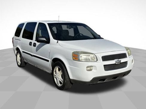 Used 2005 Chevrolet Uplander w/ Climate Package FWD image 3