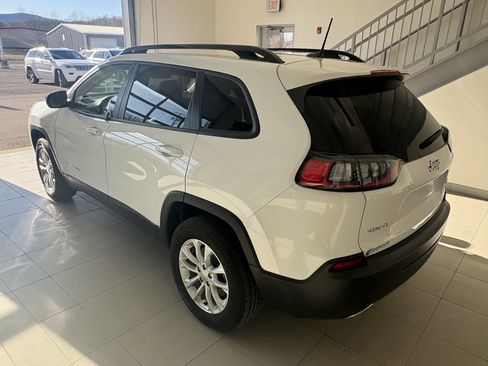 Used 2022 Jeep Cherokee Latitude Lux image 4