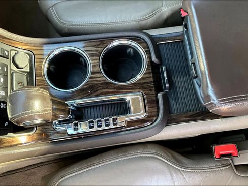 Used 2015 GMC Acadia Denali image 16