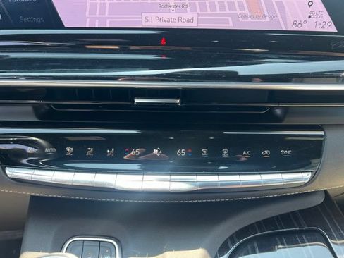 Used 2023 Cadillac Escalade ESV Sport w/ Touring Package AWD/4WD image 35