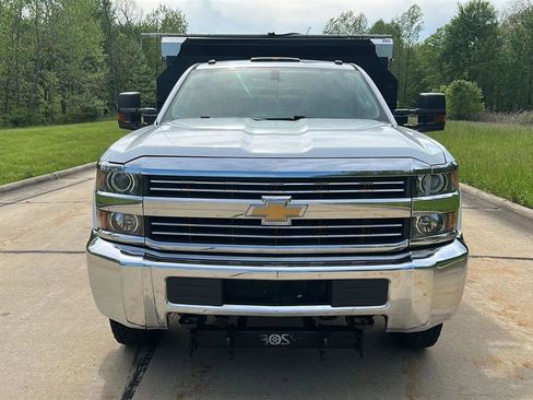 Used 2015 Chevrolet Silverado 3500 W/T w/ WT Convenience Package AWD/4WD image 16
