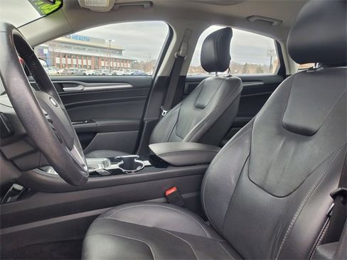 Used 2014 Ford Fusion Titanium image 12